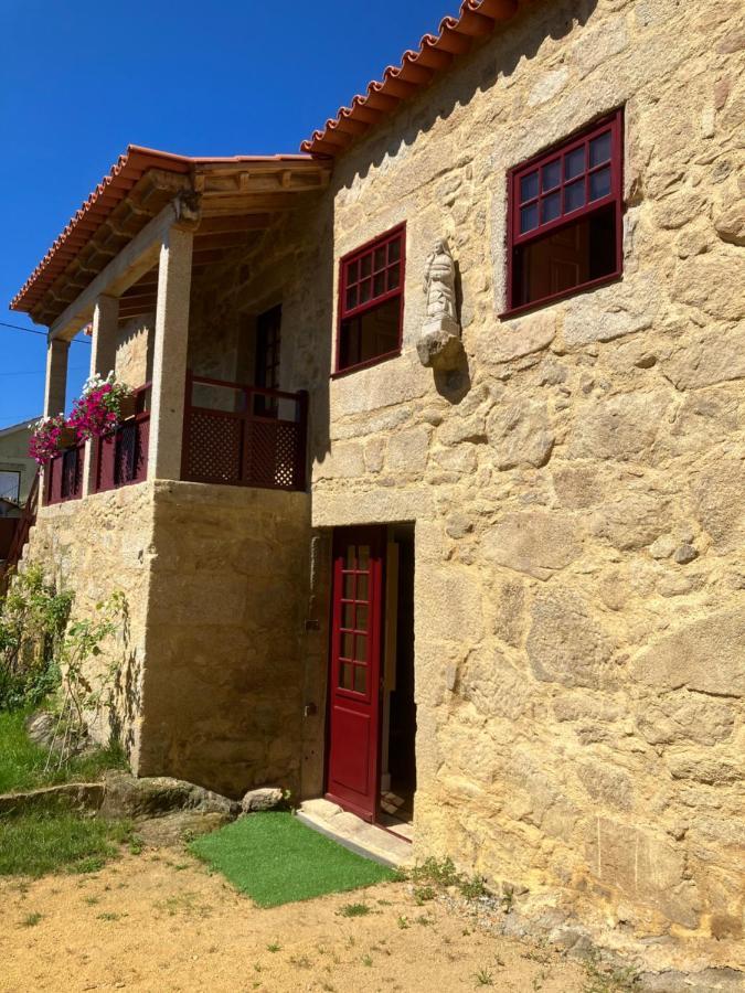 Casa Do Cruzeiro Do Outeiro -Comfort And Tradition Понте-де-Лима Экстерьер фото